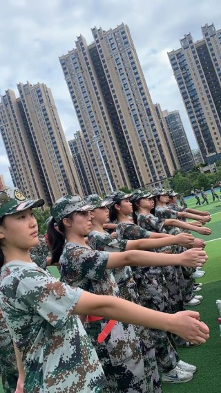 军训进行时：不以规矩，不能方圆