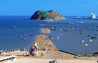 笔架山