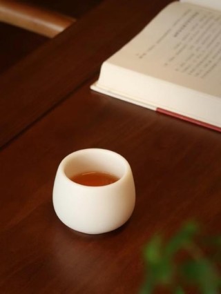一盏茶一本书