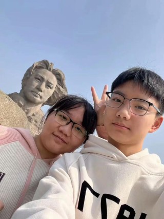 一个“弟”字见真情