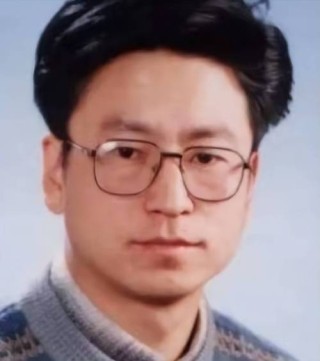 白岩松：只要努力，命运总会来敲门