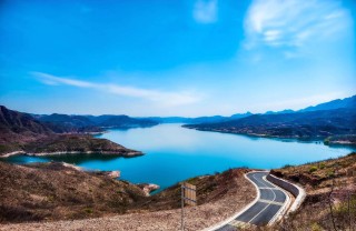 熟悉的地方没有风景