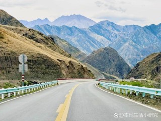 夏天最美的12条自驾线，未来三个月沿途美成天堂，第一条就想出发