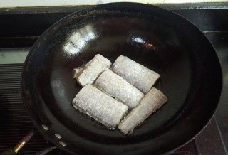 刮洗之前 （打一字）