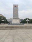 雷锋精神，一座永不褪色的丰碑