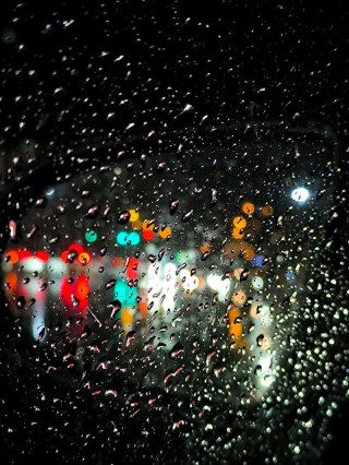 雨夜道别