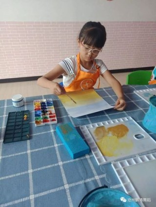 《精彩一课》崔晓飞：兢兢业业献爱心，孜孜不倦筑师缘