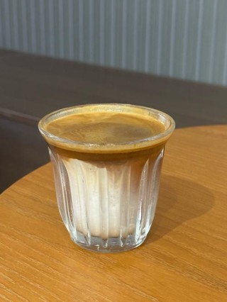 褪色的咖啡