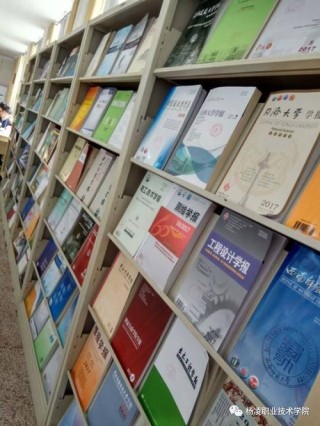 教育部副部长回应“读书无用论”：知识越多越好，读书越多越好