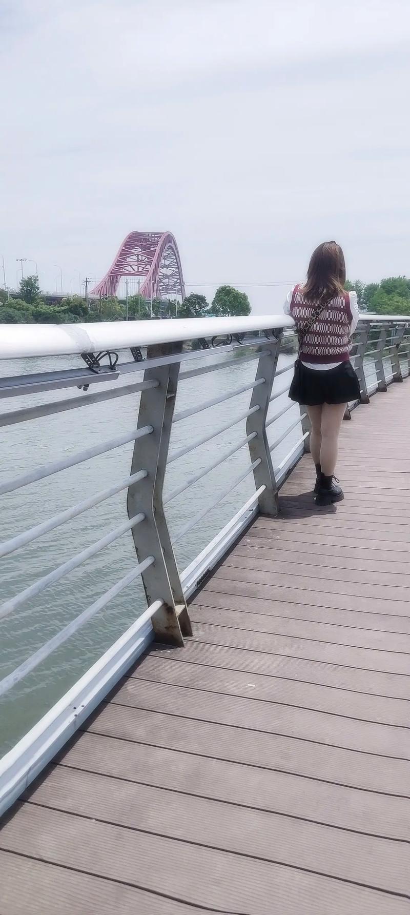 身后  第1张