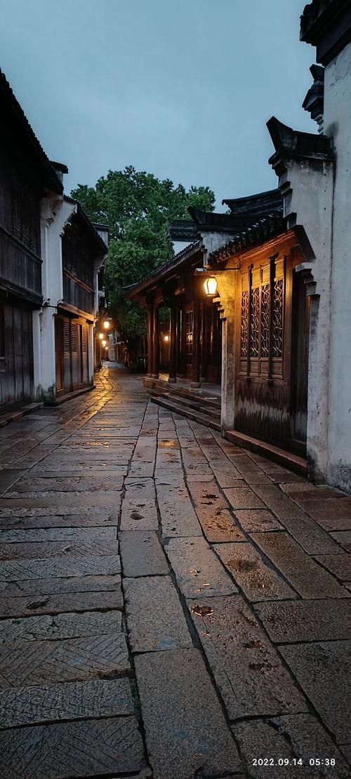 回首  第1张