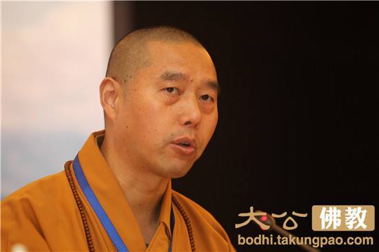和尚与树（智文）  第1张
