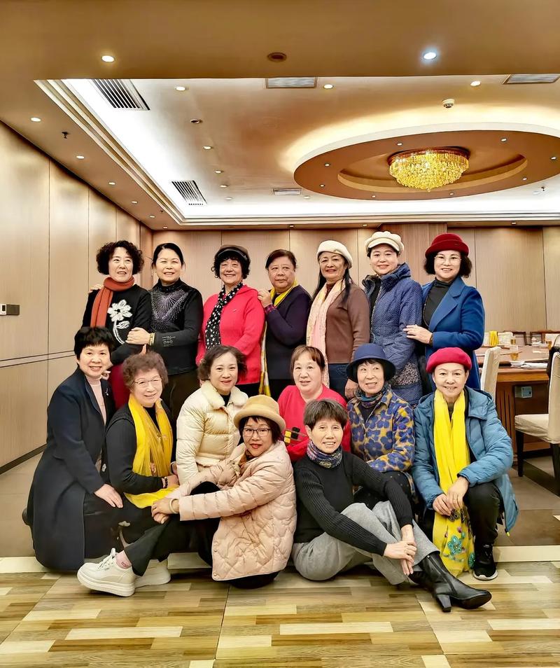 好姐妹相聚开心快乐 第1张 好姐妹相聚开心快乐 第1张