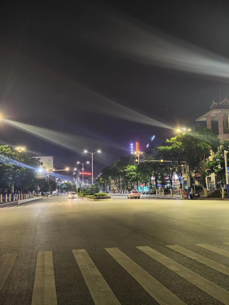 夜深处,路更幽 第1张 夜深处,路更幽 第1张