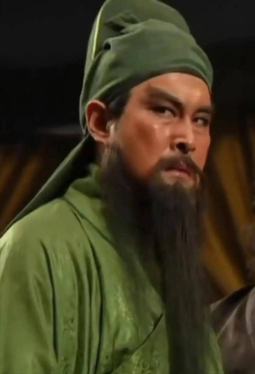 初代关羽陆树铭终为钱低头，和于荣光共同代言手游，爷青回？  第1张