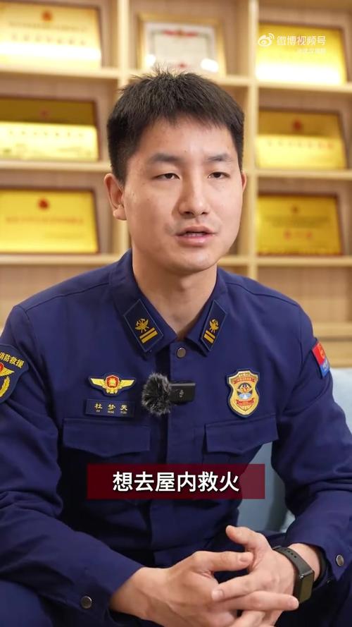 后勤保障尖兵!五莲消防党员厨师“老苏”战“疫”记 第1张 后勤保障尖兵!五莲消防党员厨师“老苏”战“疫”记 第1张