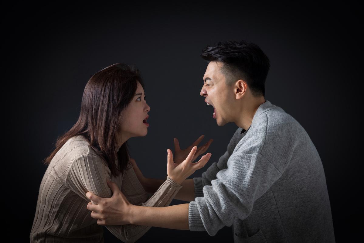 吵架  第1张