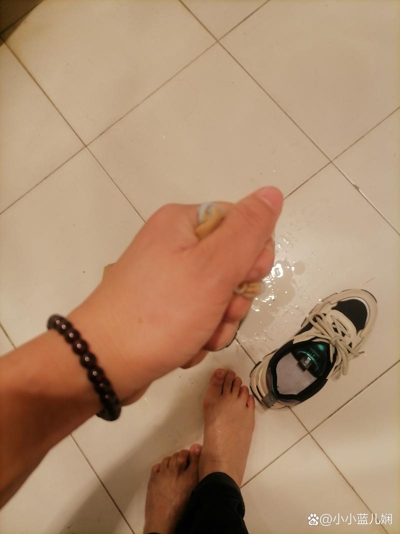 买水的尴尬  第1张