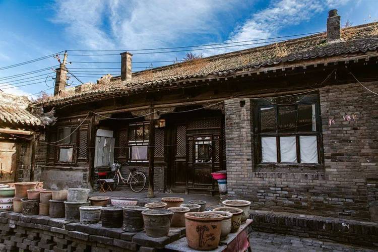 浸染岁月的老街四合院，留住光阴，记忆乡愁  第1张