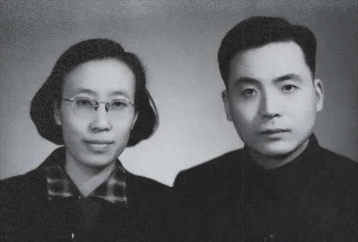 “两弹元勋”邓稼先：有一种爱，叫许鹿希的等待  第1张