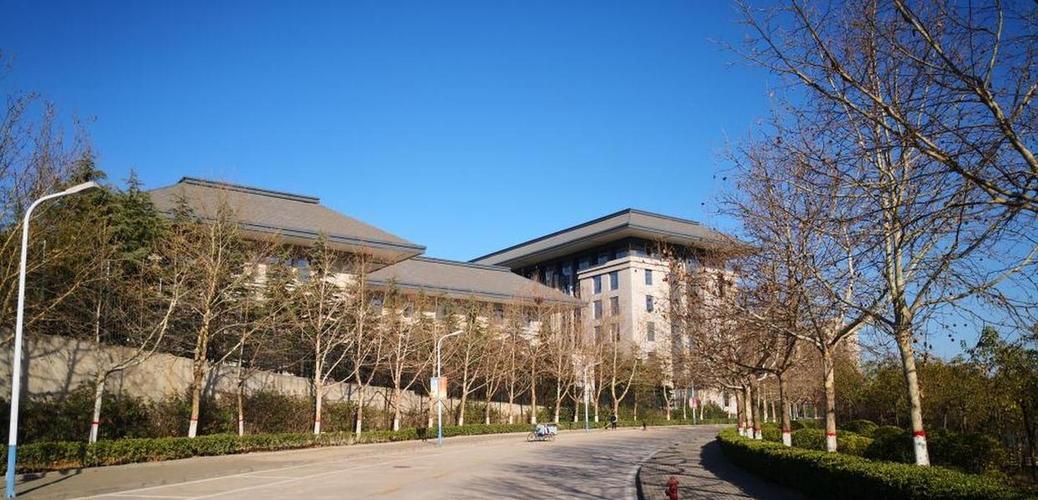 河南财经政法大学(与河南省人民检察院联办,就读在河南检察职业学院)学费一年多少钱(2024收费标准) 第1张 河南财经政法大学(与河南省人民检察院联办,就读在河南检察职业学院)学费一年多少钱(2024收费标准) 第1张