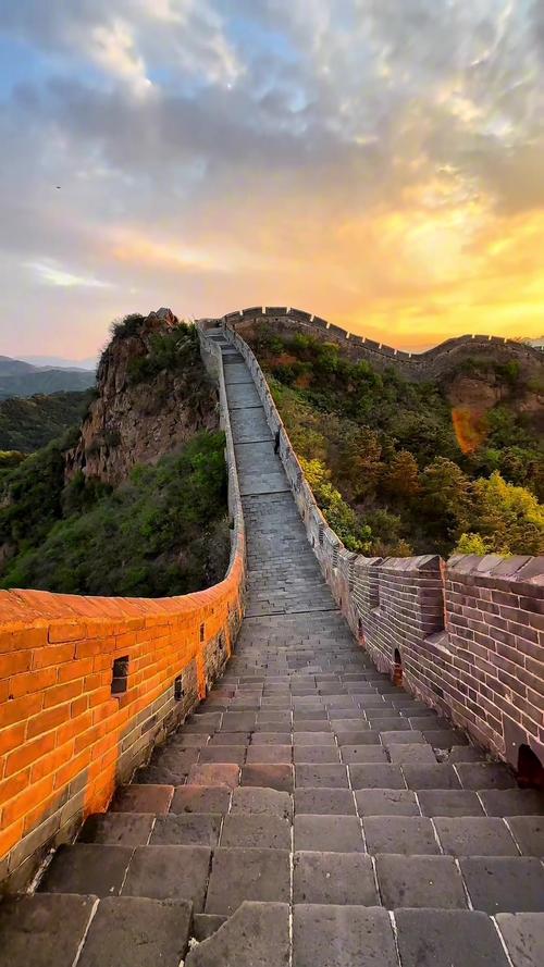 19句朋友圈文案,记录你在长城上的壮丽瞬间 第1张 19句朋友圈文案,记录你在长城上的壮丽瞬间 第1张