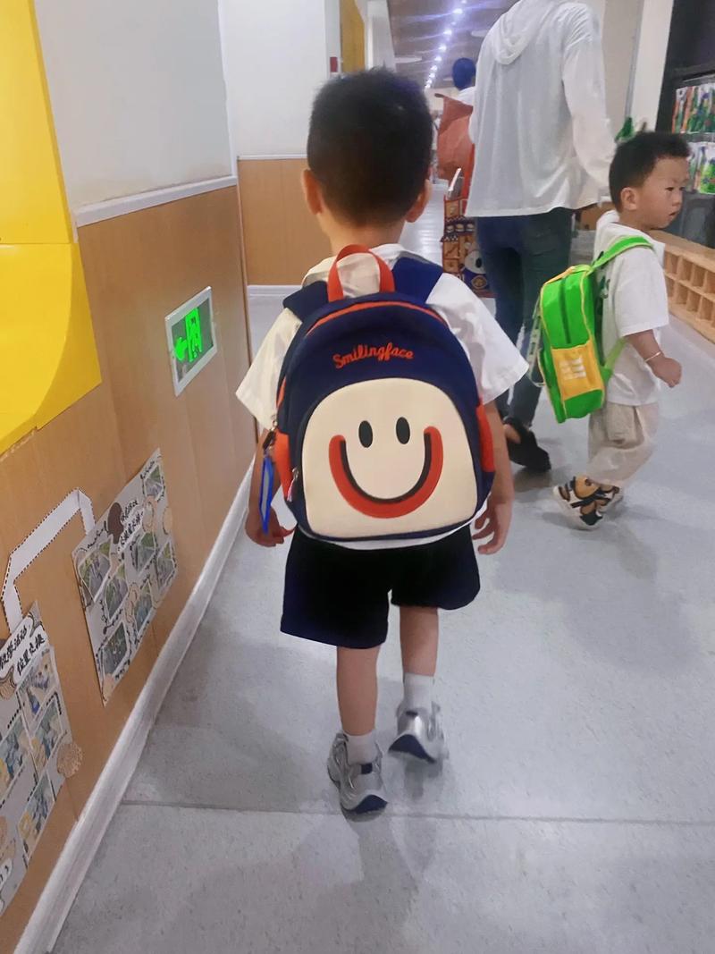 给第一天上幼儿园的宝贝  第1张
