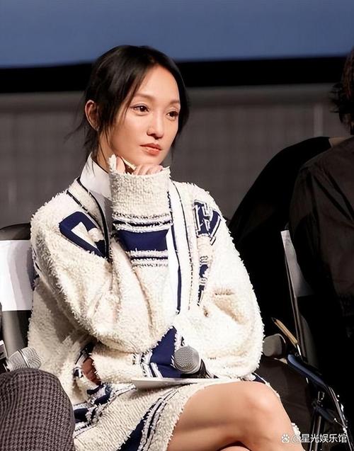 与世隔绝127年的俄罗斯“陕西村”周迅少女时,曾做模特留下26幅人体画,出名后,其中一幅卖18 第1张 与世隔绝127年的俄罗斯“陕西村”周迅少女时,曾做模特留下26幅人体画,出名后,其中一幅卖18 第1张